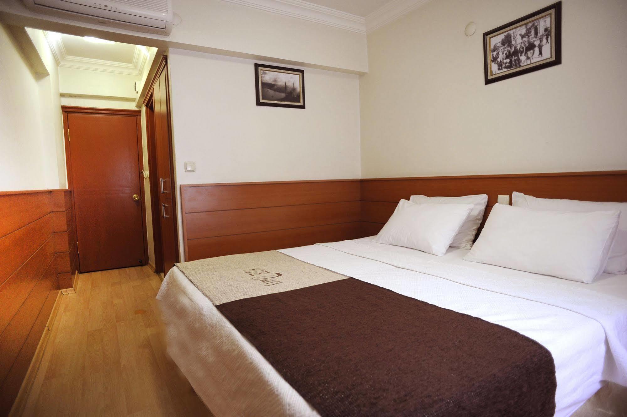 Hotel Davos อิสตันบูล ภายนอก รูปภาพ