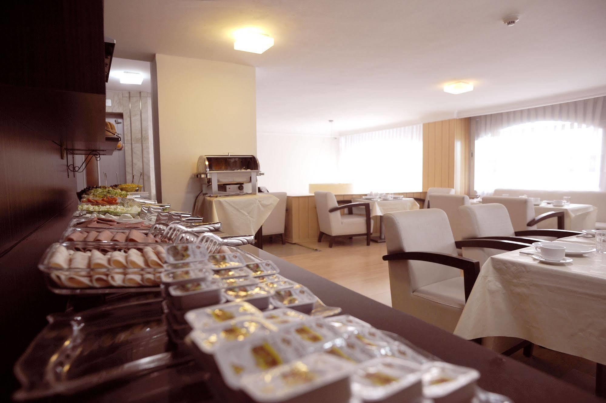 Hotel Davos อิสตันบูล ภายนอก รูปภาพ